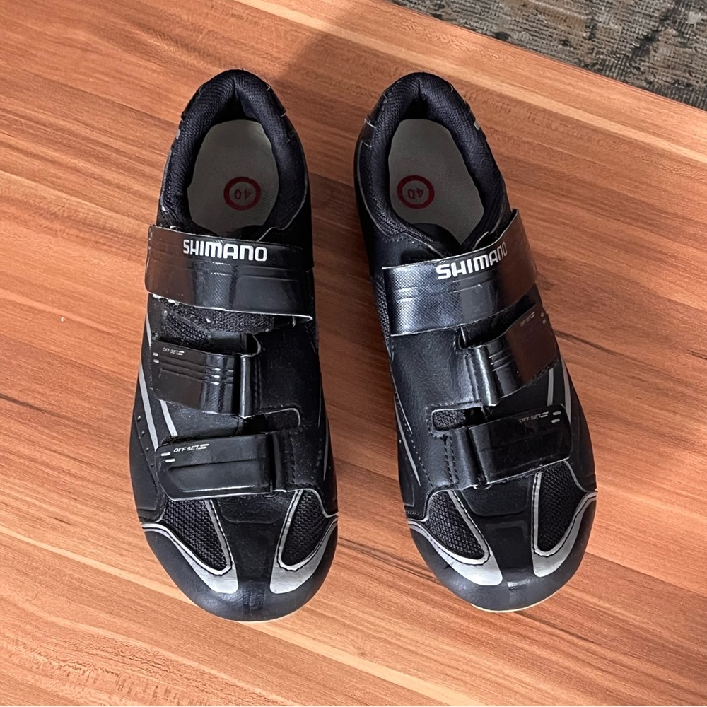 Shimano WR32L Black and Silver Cycling Shoes